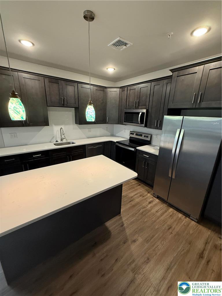 1036 Blake Street, Unit 202 Bethlehem, PA 18017 - Photo 4 of 12 Kitchen
