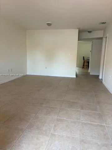 a view of a big room with closet