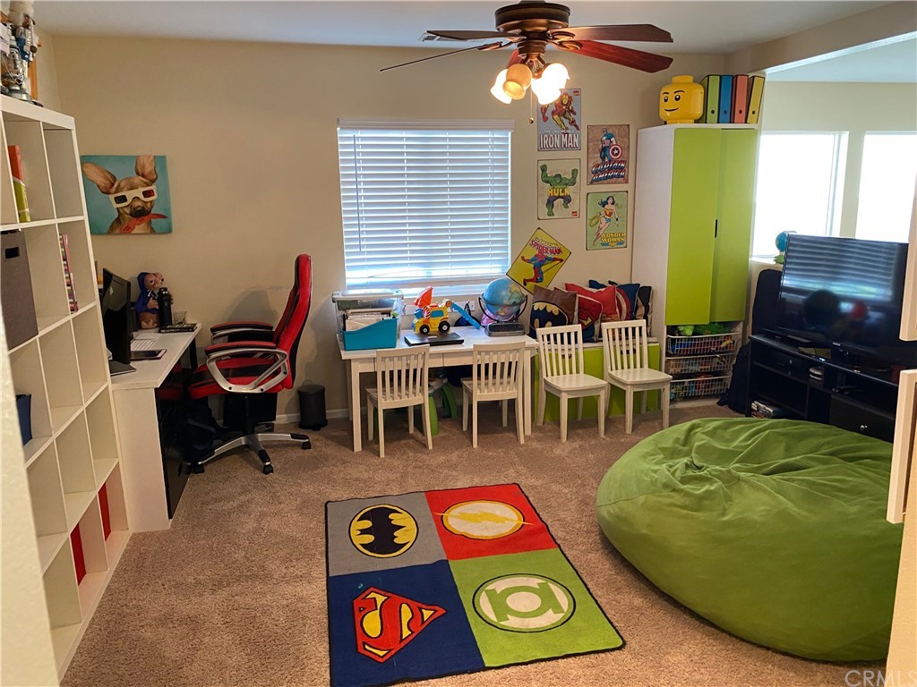 537 Kennedy Street Rialto, CA 92376 - Photo 15 of 32 Loft area/2nd Family room/Office/In-home school area