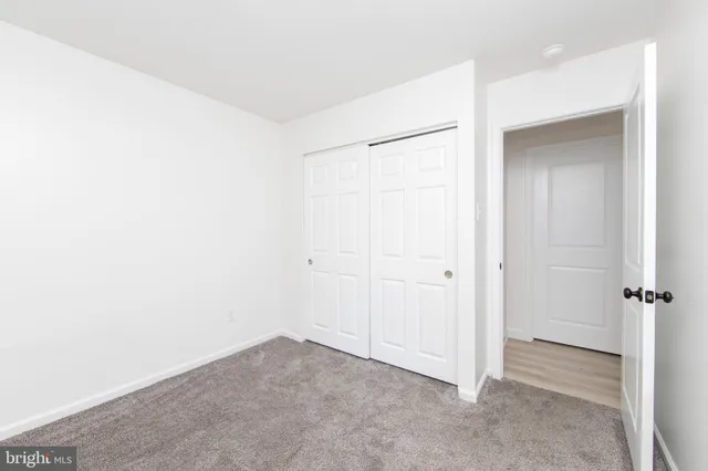 $240,000 | 104 Wisteria Lane, Carneys Point, NJ 08069