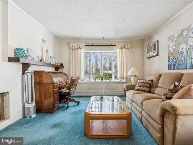 $320,000 | 423 Magnolia Drive, Levittown, PA 19054