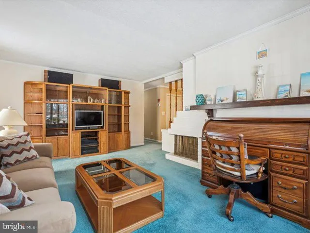 $320,000 | 423 Magnolia Drive, Levittown, PA 19054