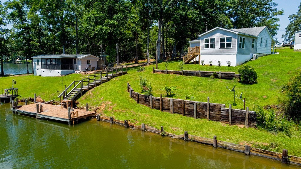 93 Parnell Road Abbeville, SC 29620 - Photo 2 of 50