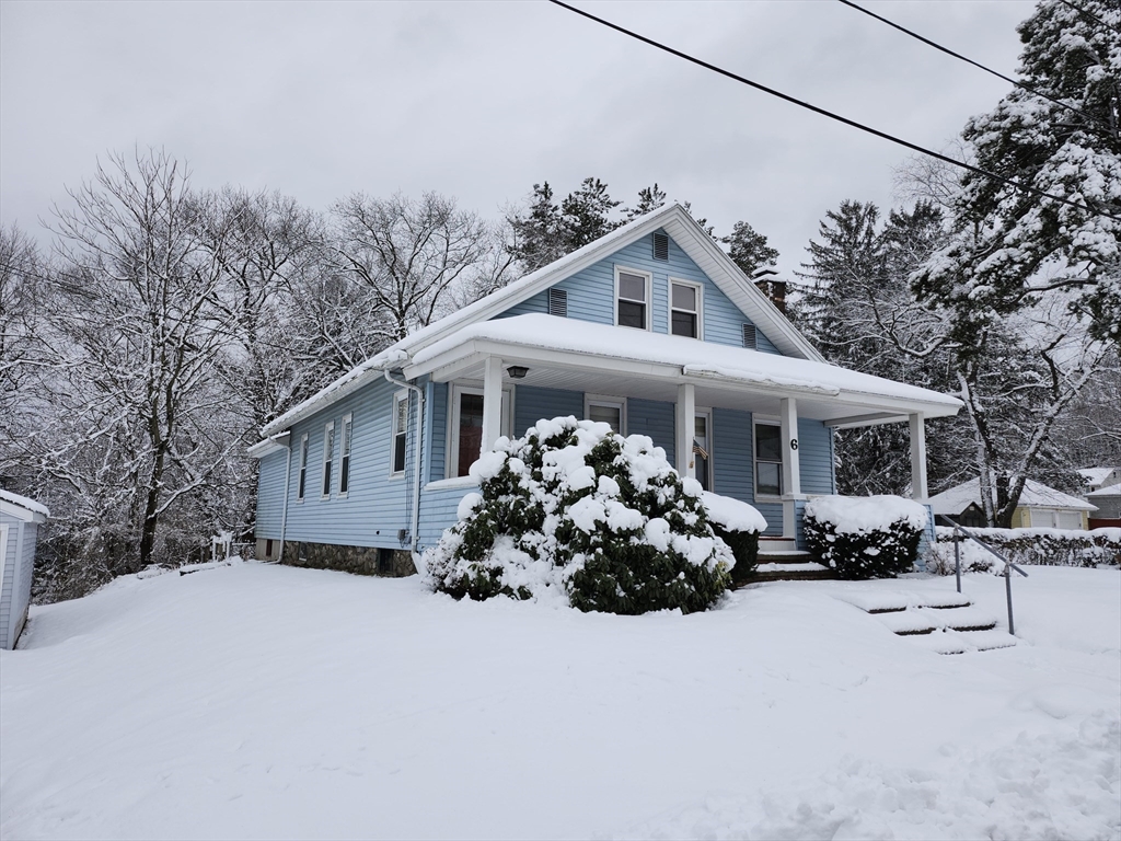 6 Pioneer Road Worcester, MA 01604 - Photo 3 of 39 Gallery Image 3