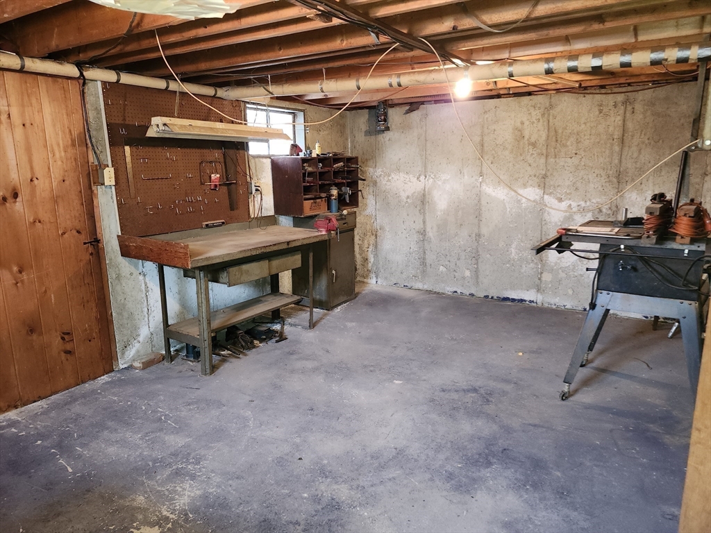 6 Pioneer Road Worcester, MA 01604 - Photo 32 of 39 Gallery Image 32