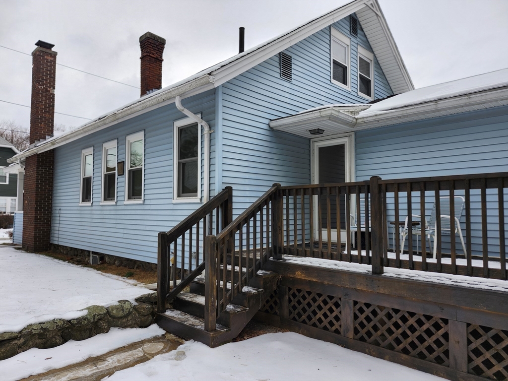 6 Pioneer Road Worcester, MA 01604 - Photo 8 of 39 Gallery Image 8