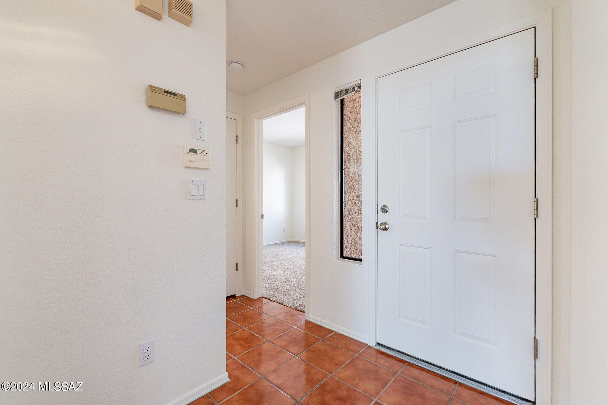 4990 North Valle Road Tucson, AZ 85750 - Photo 4 of 50
