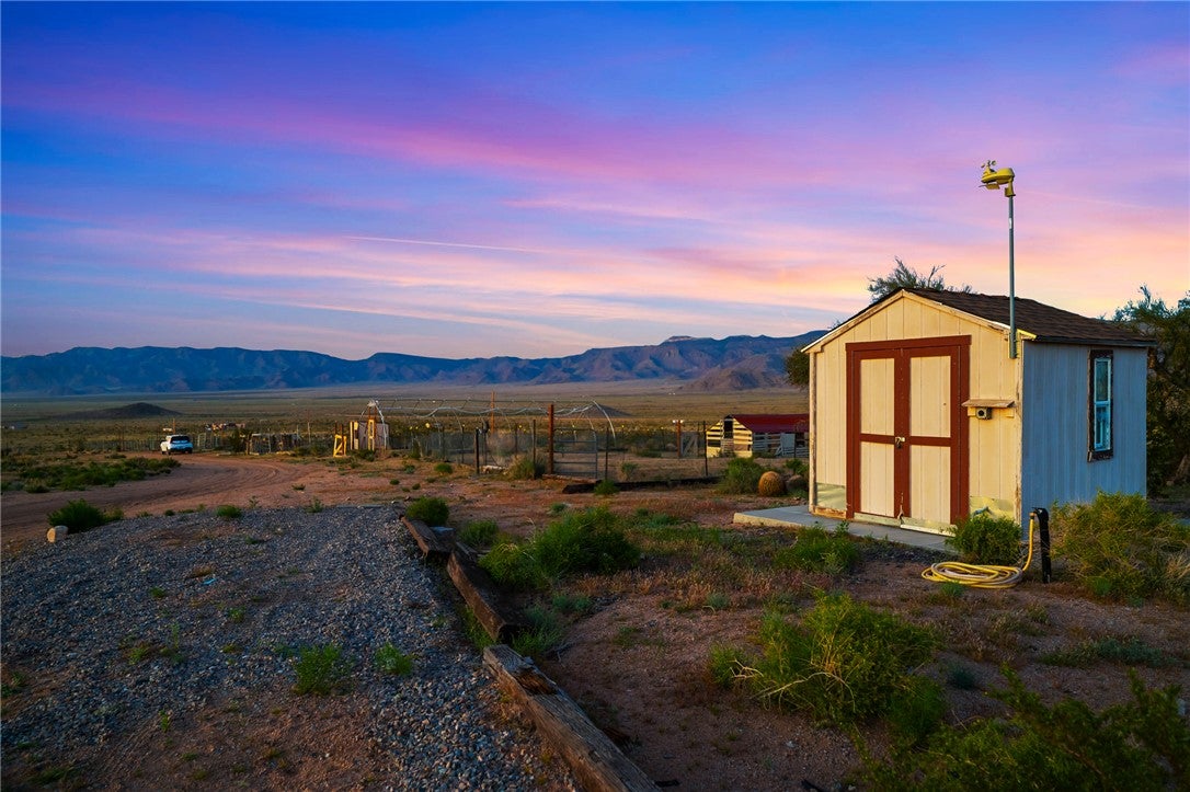 11275 North Benjamin Road Kingman, AZ 86401 - Photo 86 of 99 Gallery Image 86