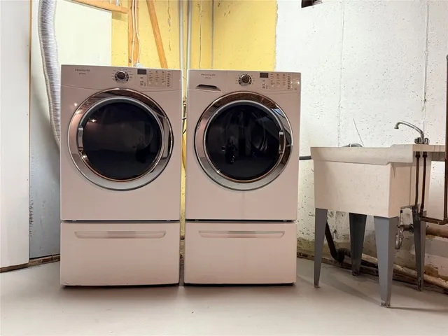 $229,000 | 223 Jamaica Boulevard, Endicott, NY 13760