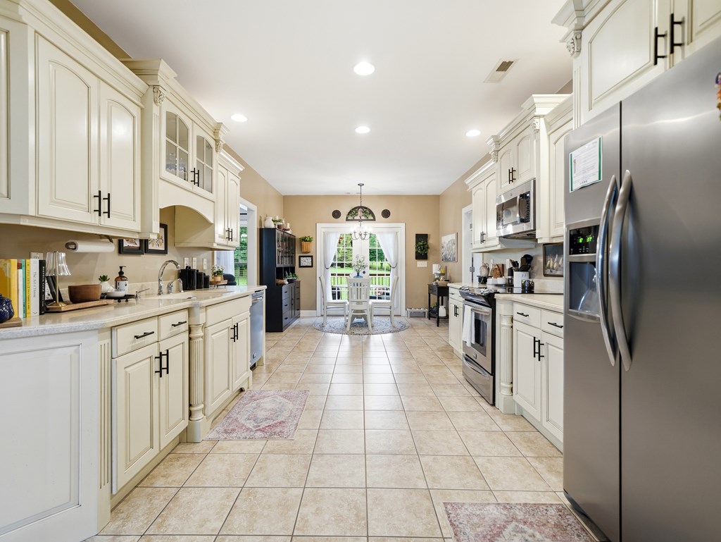 132 Hope Way Dalton, GA 30721 - Photo 9 of 53 Gallery Image 9