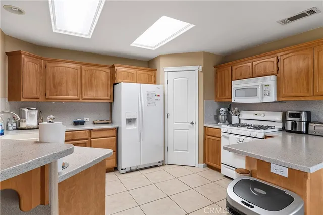 $455,000 | 7420 Platinum Way, Redding, CA 96001