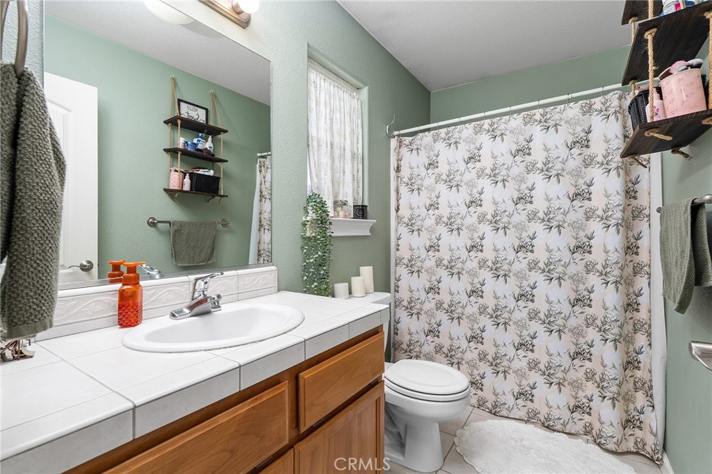 7420 Platinum Way Redding, CA 96001 - Photo 31 of 65