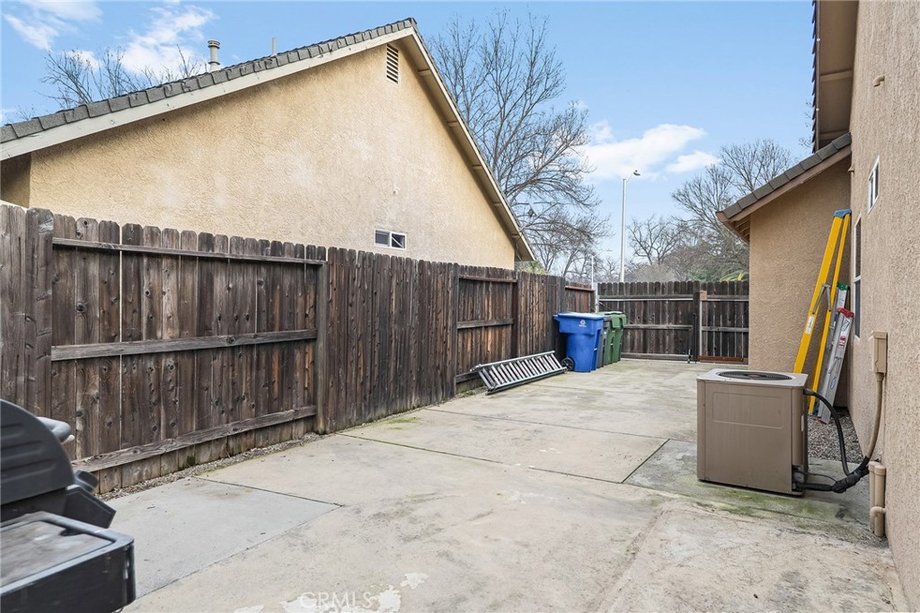 7420 Platinum Way Redding, CA 96001 - Photo 46 of 65