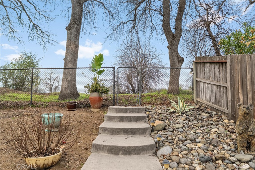 7420 Platinum Way Redding, CA 96001 - Photo 55 of 65