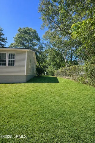 $1,475 | 1501 Hogarth Street, Beaufort, SC 29902