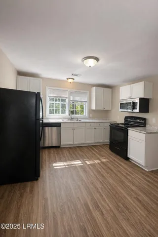 $1,475 | 1501 Hogarth Street, Beaufort, SC 29902