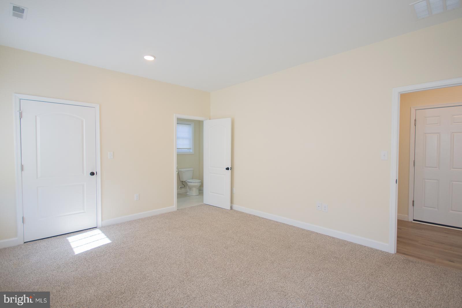 2084 Charles Town Road Kearneysville, WV 25430 - Photo 15 of 54