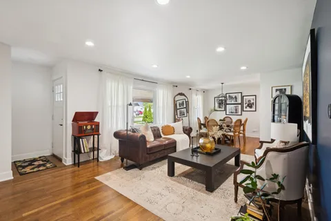 $499,900 | 815 Cumberland Street, Hoffman Estates, IL 60169