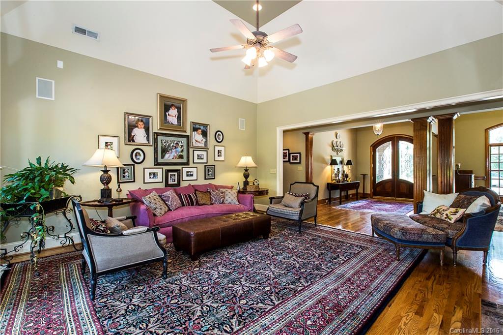 825 Pineview Lakes Road Chester, SC 29706 - Photo 4 of 24 Gallery Image 4