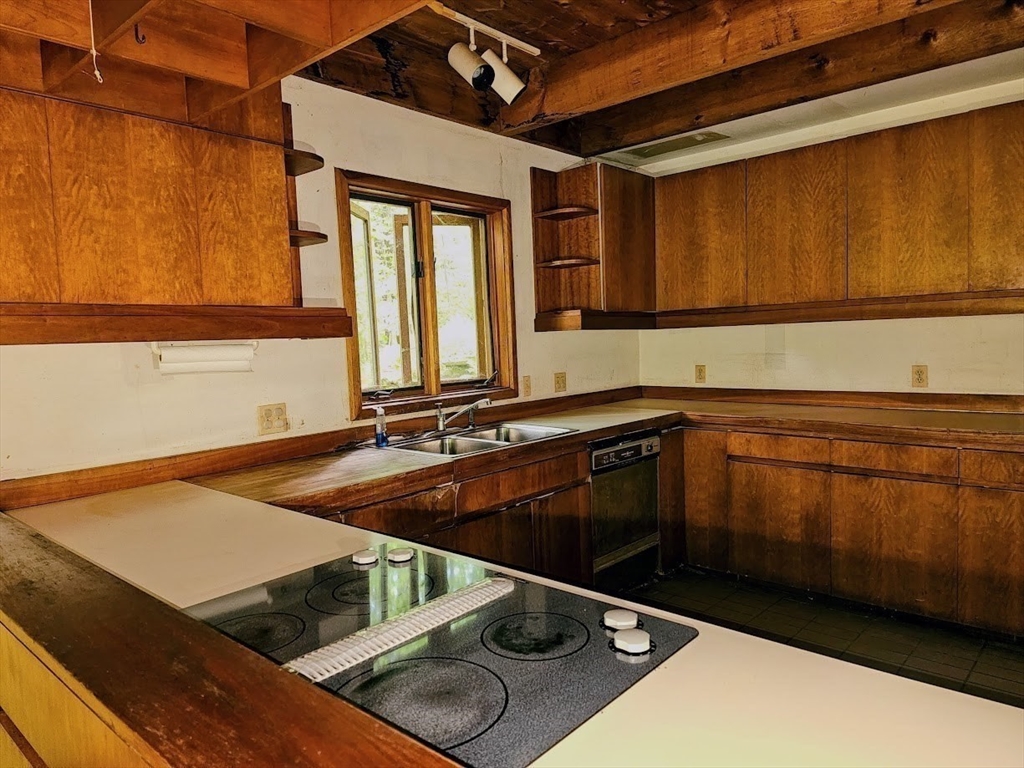119 Buffam Road Pelham, MA 01002 - Photo 12 of 21