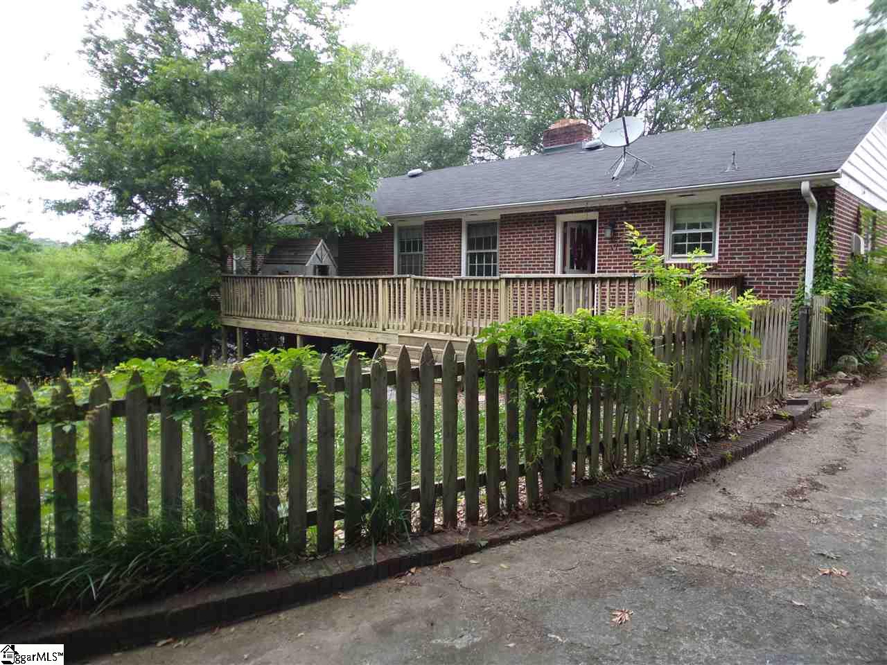 21 Lullwater Road Greenville, SC 29607 - Photo 14 of 17 Gallery Image 14