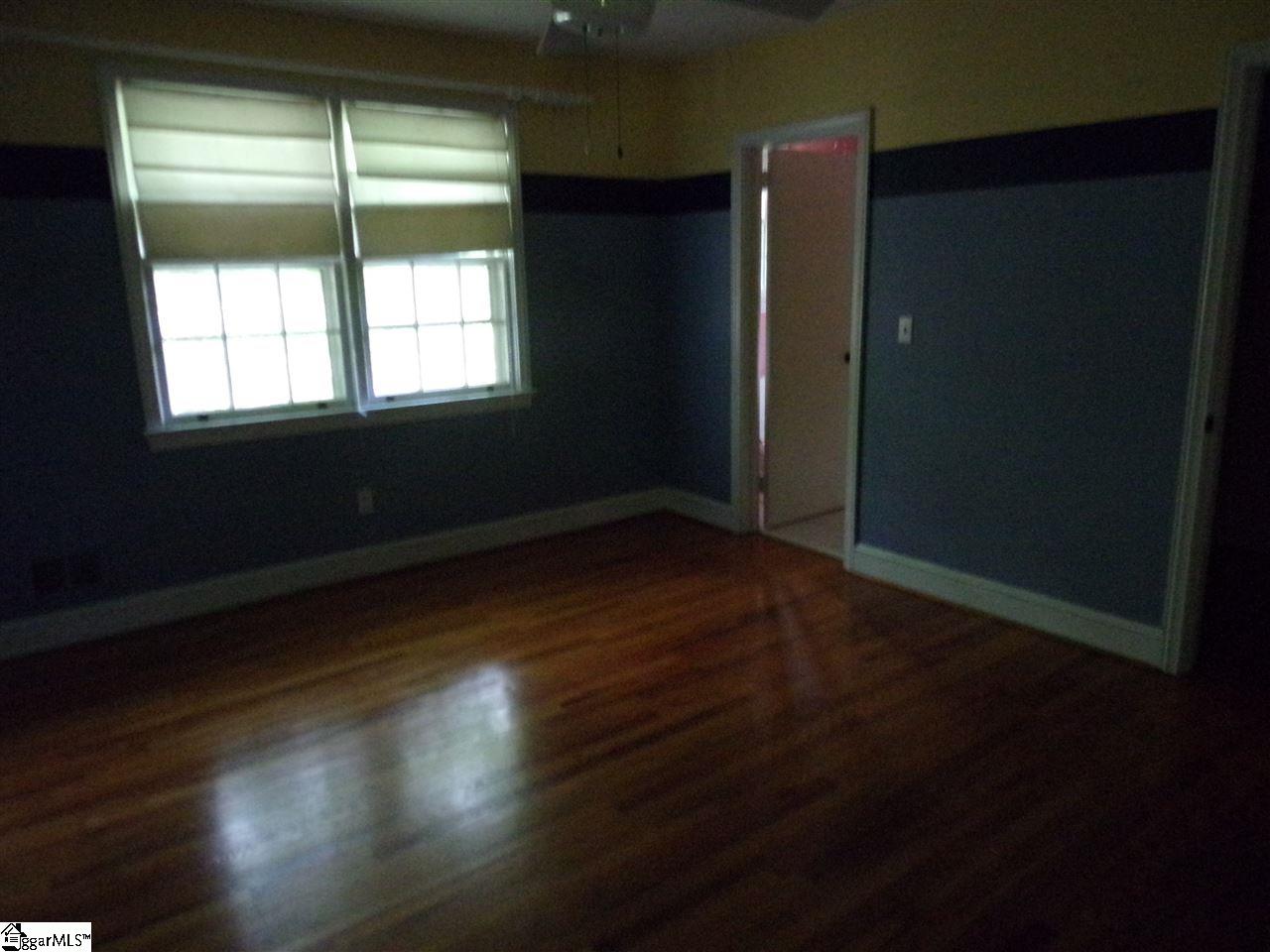 21 Lullwater Road Greenville, SC 29607 - Photo 7 of 17 Gallery Image 7