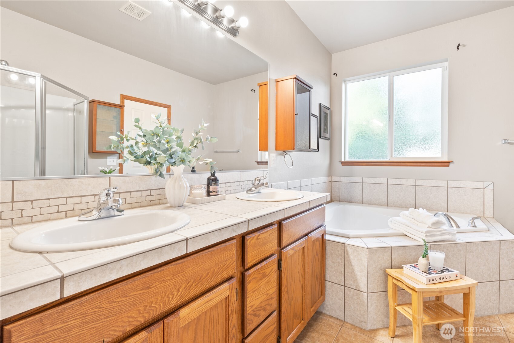 4026 160th Place Southeast Bothell, WA 98012 - Photo 26 of 39 Gallery Image 26