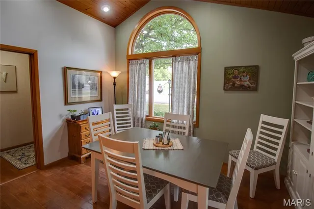 $311,000 | 25422 Elsah Hills Drive, Elsah, IL 62028