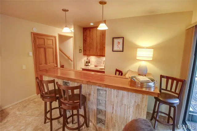 $311,000 | 25422 Elsah Hills Drive, Elsah, IL 62028