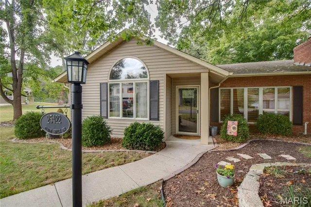 $311,000 | 25422 Elsah Hills Drive, Elsah, IL 62028