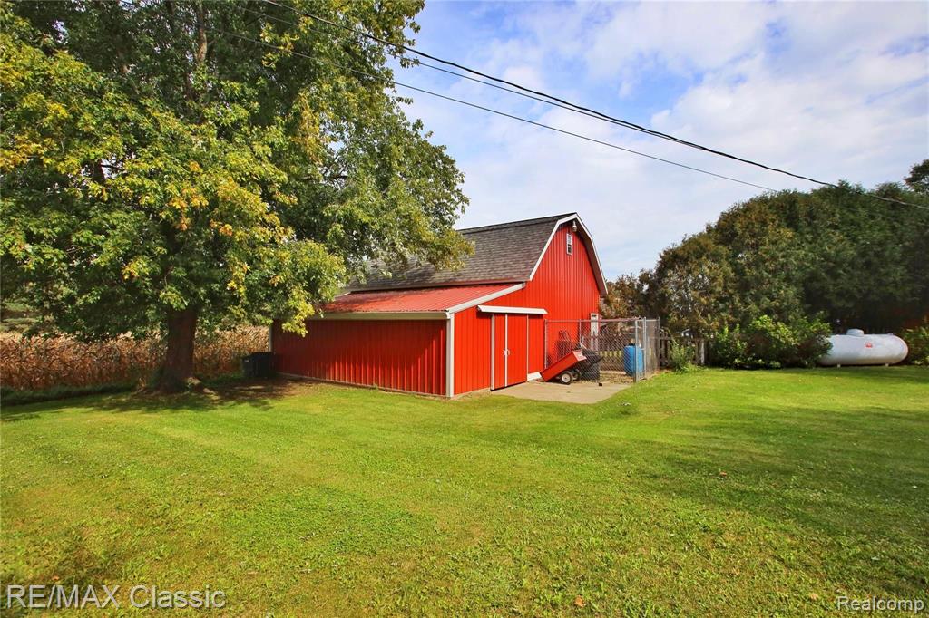 11892 South Wright Road Eagle, MI 48822 - Photo 16 of 20