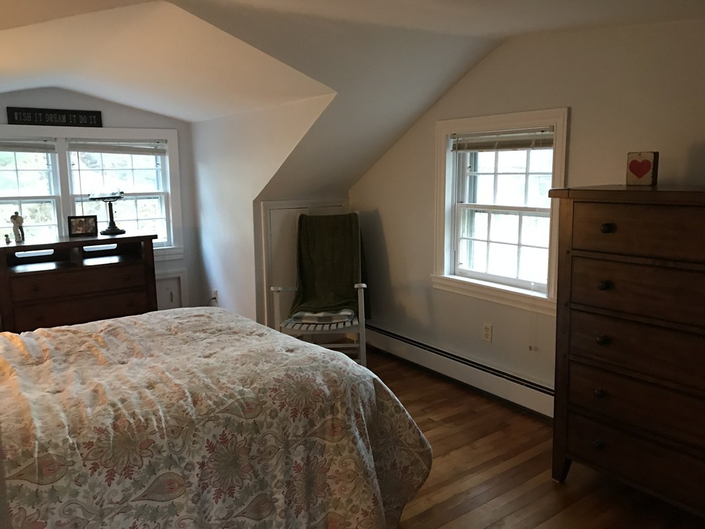 61 Holt Road Holden, MA 01520 - Photo 13 of 26 Gallery Image 13