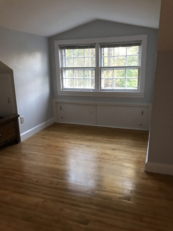 61 Holt Road Holden, MA 01520 - Photo 15 of 26 Gallery Image 15