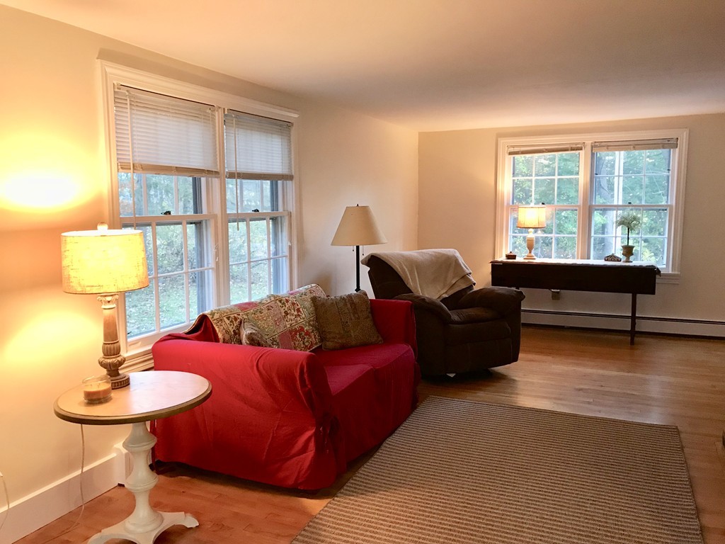 61 Holt Road Holden, MA 01520 - Photo 5 of 26 Gallery Image 5