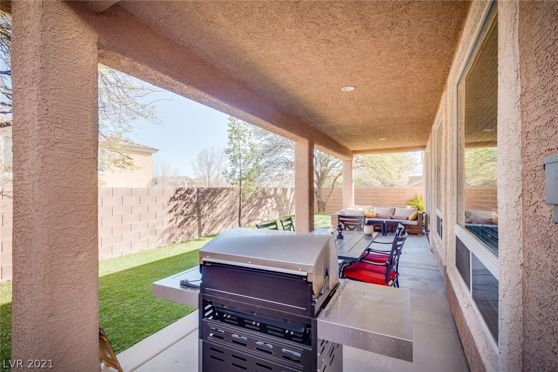 564 Delta Rio Street Las Vegas, NV 89138 - Photo 36 of 43 Gallery Image 36