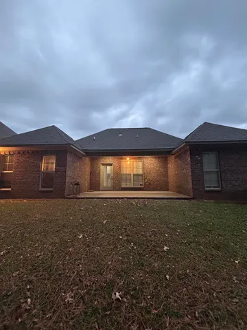$306,000 | 104 Meadowcreek Drive, Brandon, MS 39042