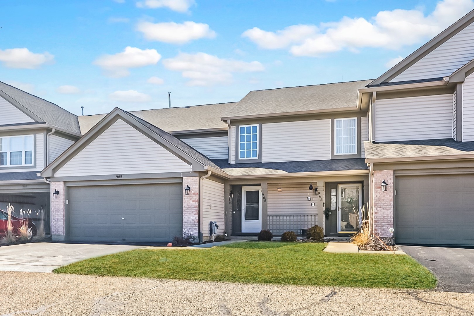 965 Sumac Court Lindenhurst, IL 60046 - Photo 1 of 32