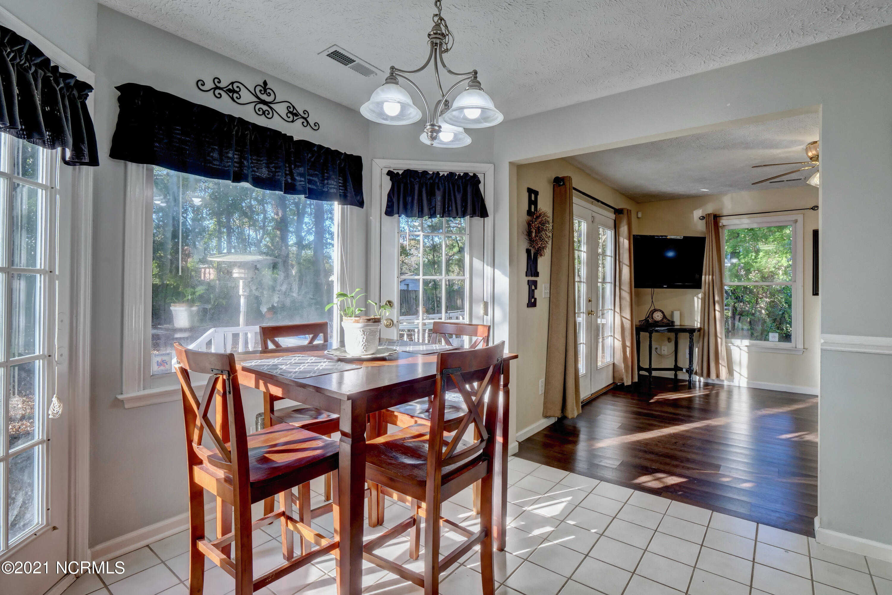4614 Masonboro Loop Road Wilmington, NC 28409 - Photo 13 of 32 013_p6866528_29_30_31_32_33_34