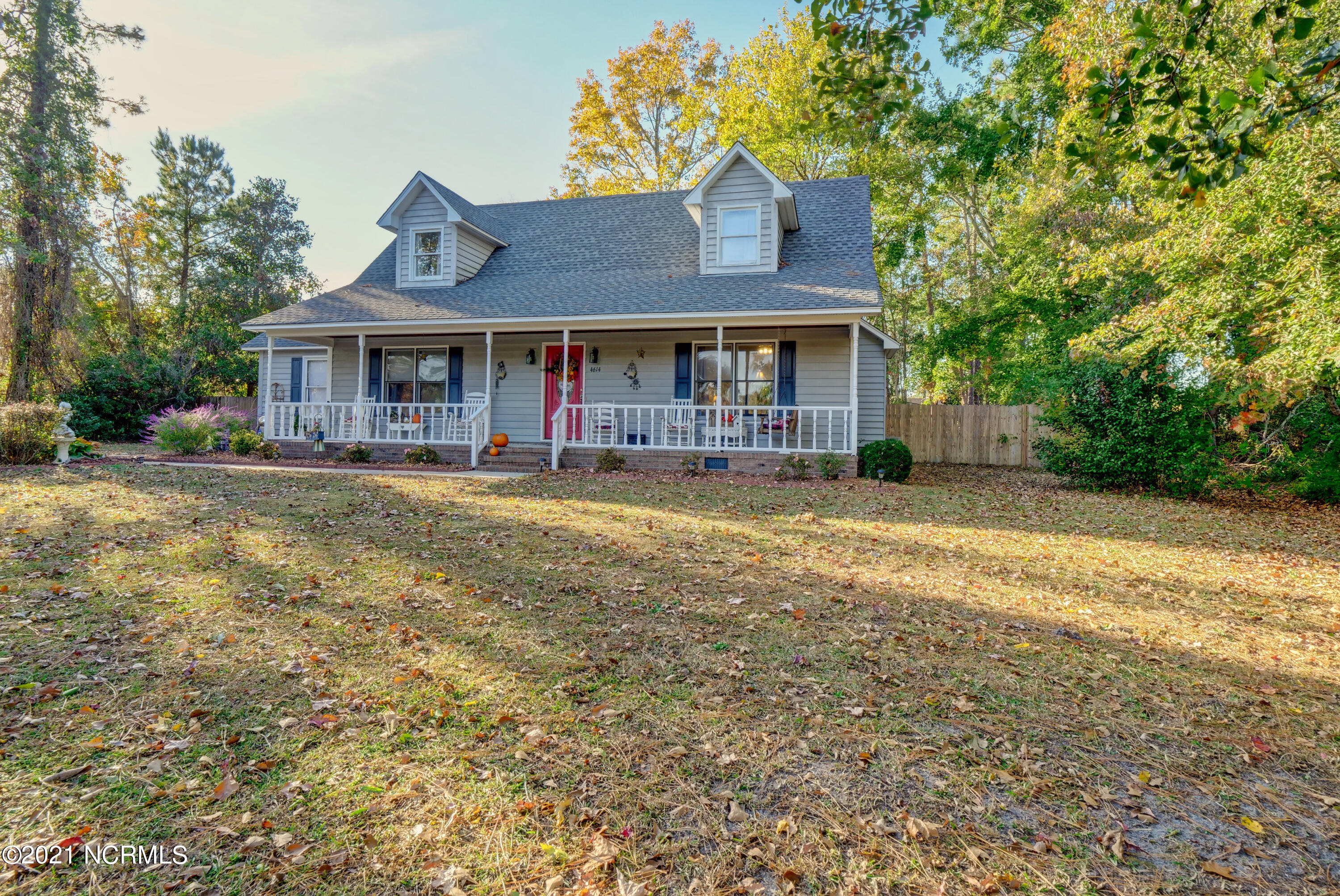 4614 Masonboro Loop Road Wilmington, NC 28409 - Photo 3 of 32 003_p6866472_3_4_5_6_7_8