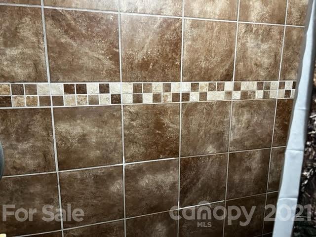 628 Champion Ferry Road Gaffney, SC 29341 - Photo 16 of 26 a bathroom with a shower
