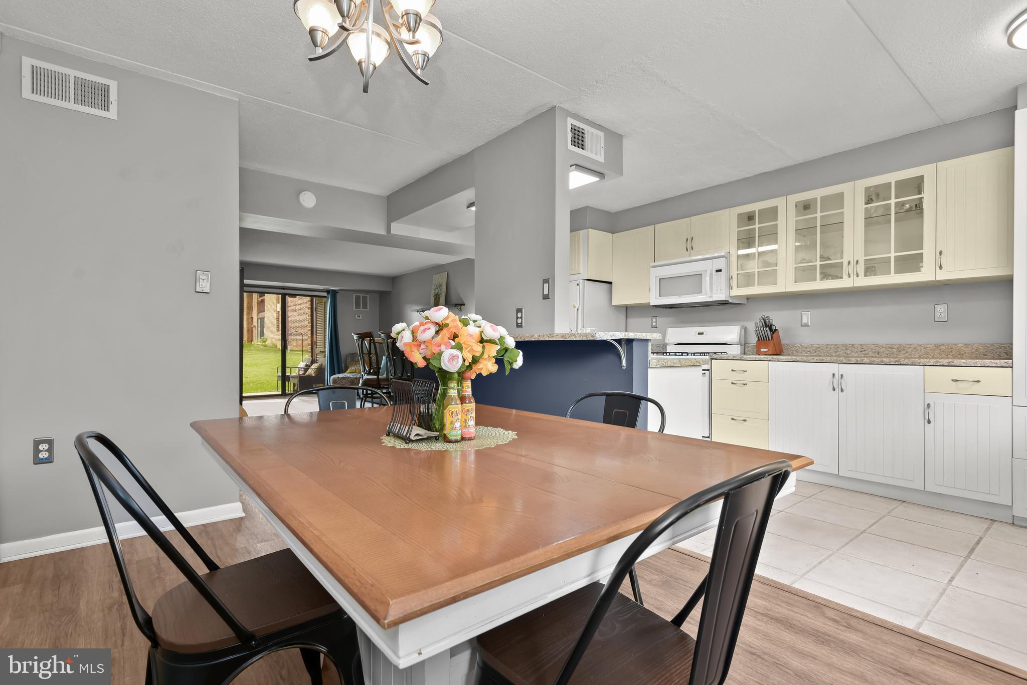 5249 West Running Brook Road, Unit 101 Columbia, MD 21044 - Photo 12 of 35 Dining Area