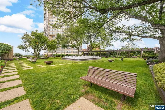 $475,000 | 7004 East Kennedy Boulevard, Unit 28C, Guttenberg, NJ 07093