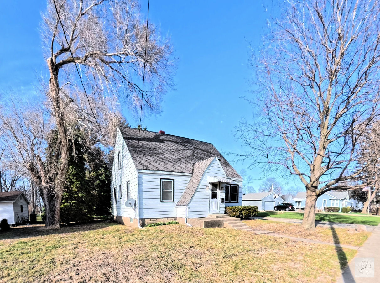 206 East 4th Street Streator, IL 61364 - Photo 2 of 39