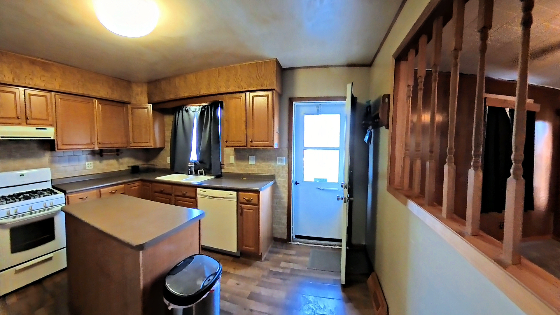 206 East 4th Street Streator, IL 61364 - Photo 5 of 39