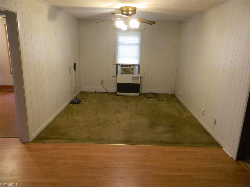 214 Ridgecrest Street Thomasville, NC 27360 - Photo 7 of 10 Gallery Image 7