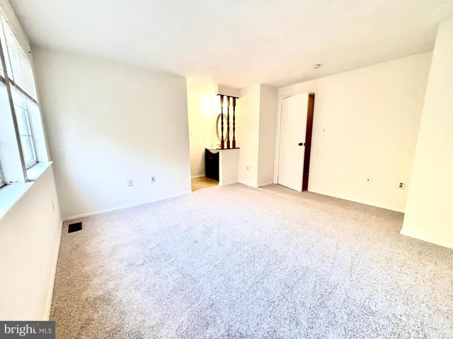 $2,700 | 6226 Hillside Road, Springfield, VA 22152