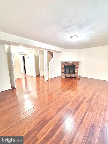 $2,700 | 6226 Hillside Road, Springfield, VA 22152