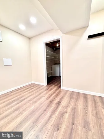 $2,700 | 6226 Hillside Road, Springfield, VA 22152