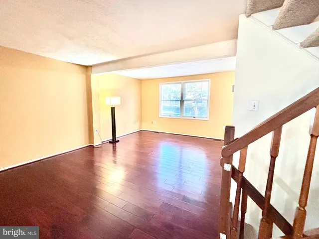 $2,700 | 6226 Hillside Road, Springfield, VA 22152