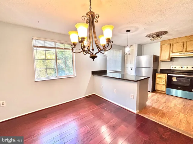 $2,700 | 6226 Hillside Road, Springfield, VA 22152